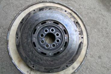 Volvo V70, Volvo S70, Volvo S80, Volvo 850 2.5 TDI kettős tömegű...